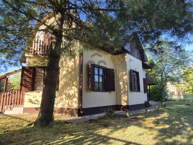 Eladó nyaraló Abádszalók 95 nm