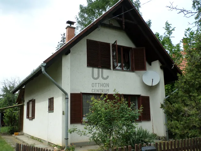 Eladó ház Tiszaörs 102 nm