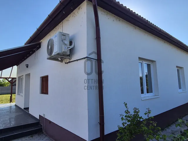 Eladó ház Abádszalók 68 nm