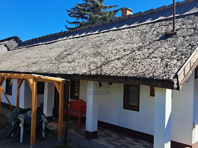 Eladó ház Tiszafüred 240 nm