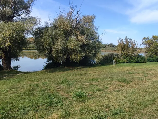 Eladó telek Tiszafüred 450 nm
