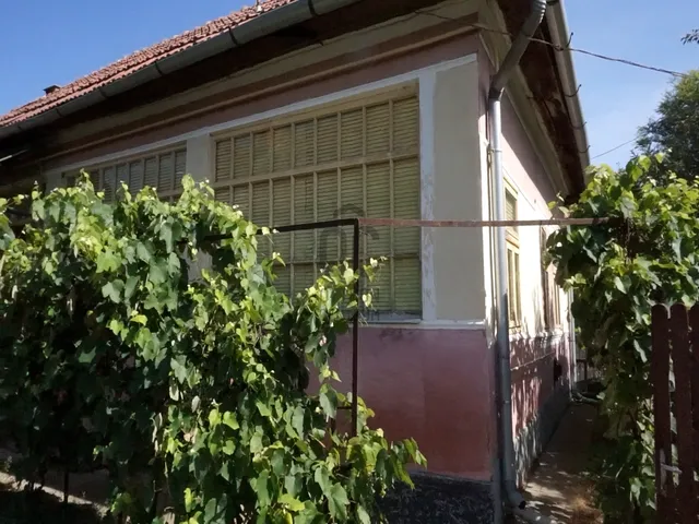 Eladó ház Tiszabábolna 86 nm