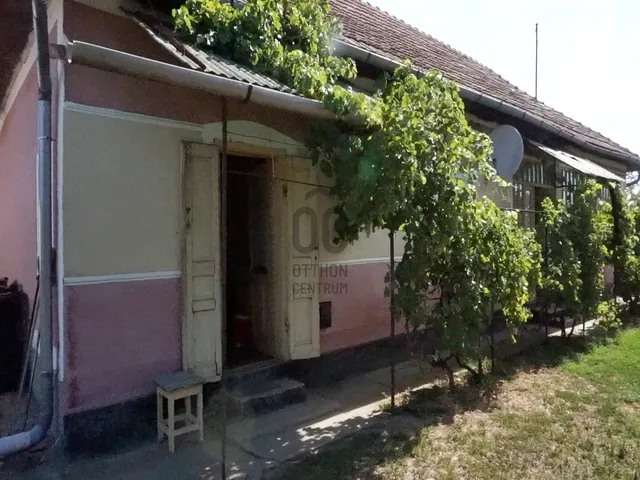 Eladó ház Tiszabábolna 1500 nm