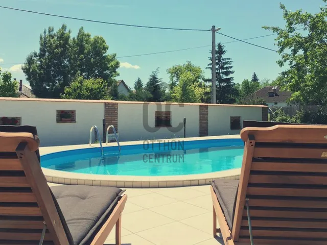 Eladó ház Poroszló 330 nm