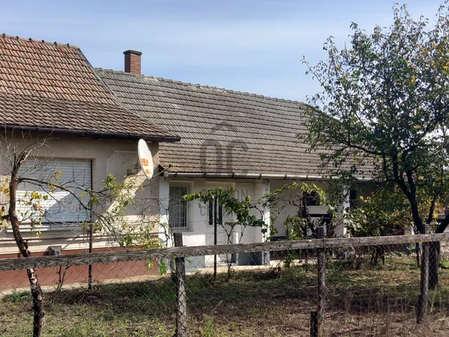 Eladó ház Egyek 75 nm