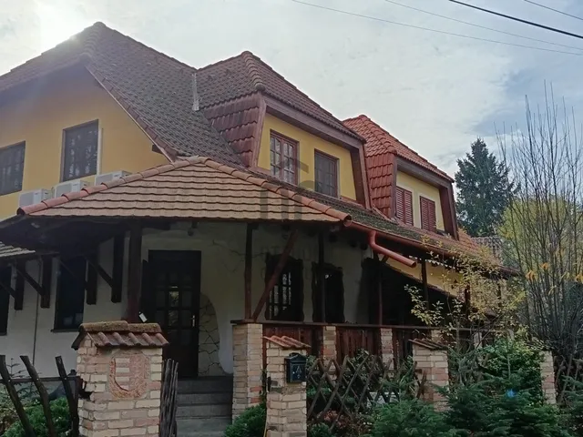 Eladó nyaraló Tiszafüred 94 nm
