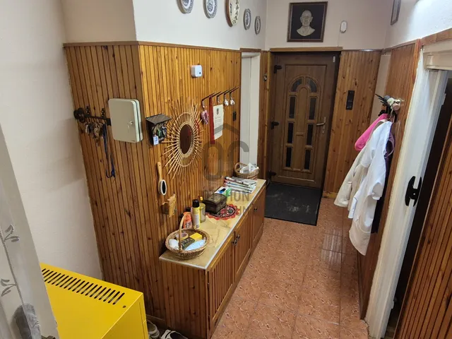 Eladó ház Poroszló 200 nm