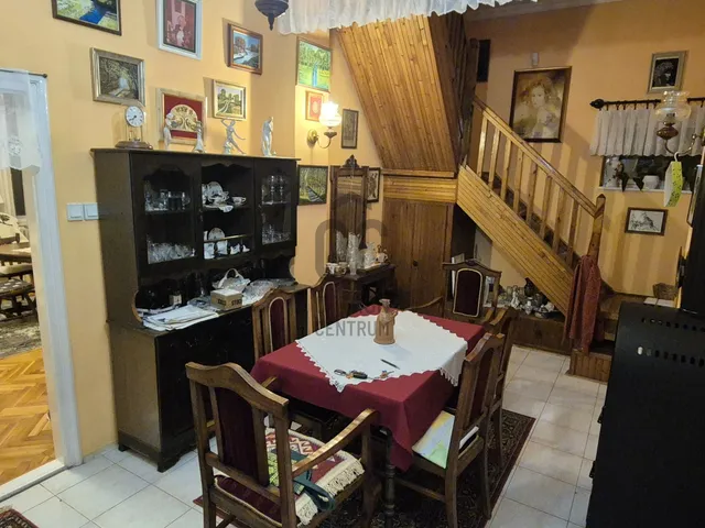 Eladó ház Poroszló 200 nm