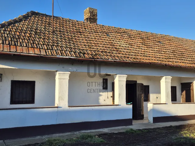 Eladó ház Poroszló 200 nm