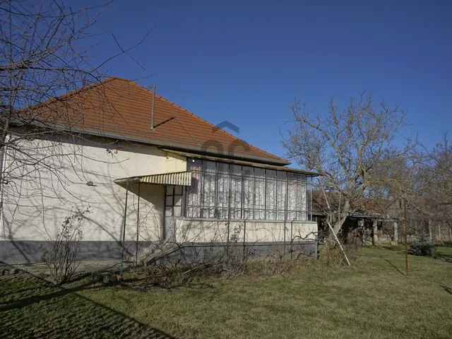 Eladó ház Tiszafüred 112 nm