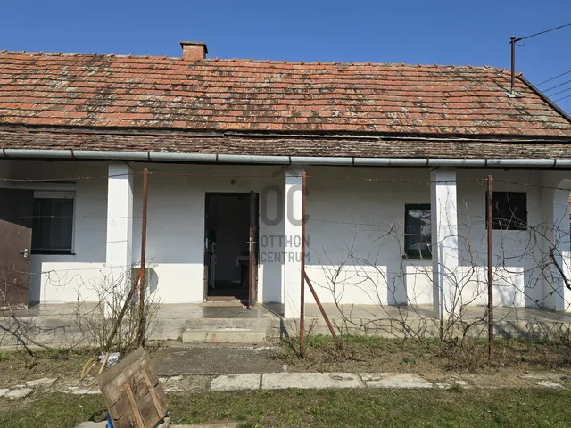 Eladó ház Tiszagyenda 57 nm