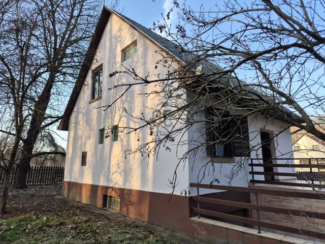 Eladó ház Tiszafüred 100 nm