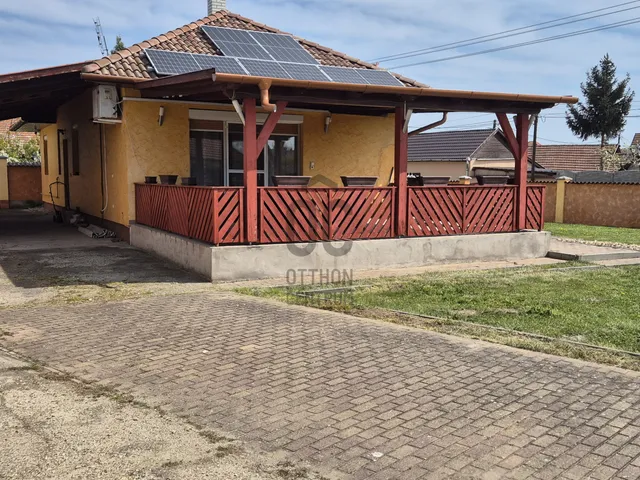 Eladó ház Tiszafüred 117 nm