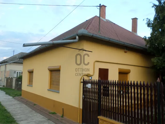 Eladó ház Kunmadaras 101 nm