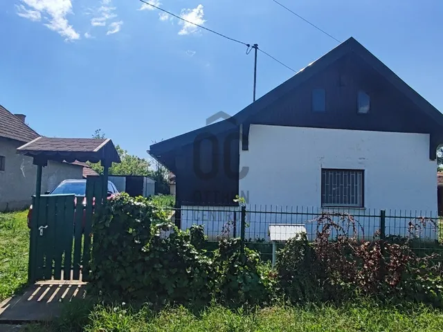 Eladó ház Abádszalók 40 nm