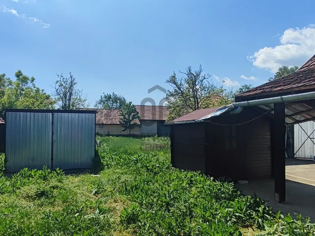 Eladó ház Abádszalók 40 nm