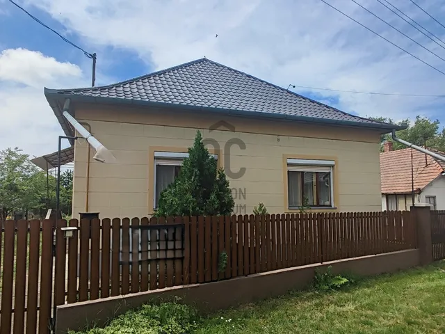 Eladó ház Tiszaörs 588 nm