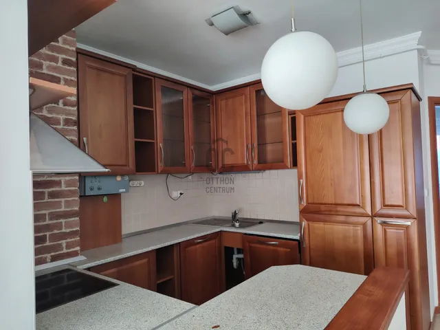 Kiadó lakás Debrecen, Belváros 82 nm