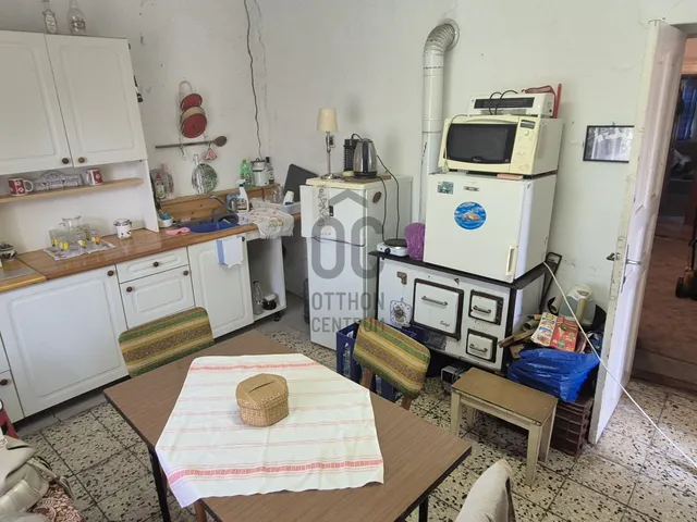 Eladó ház Poroszló 69 nm
