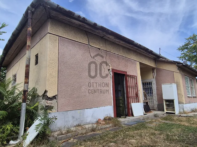 Eladó ház Poroszló 69 nm