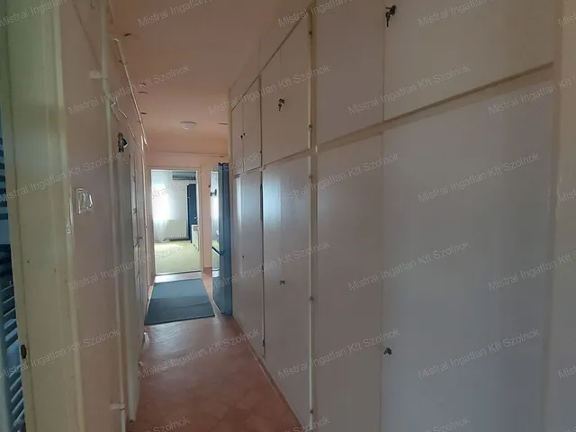 Eladó lakás Szolnok, Belváros 58 nm