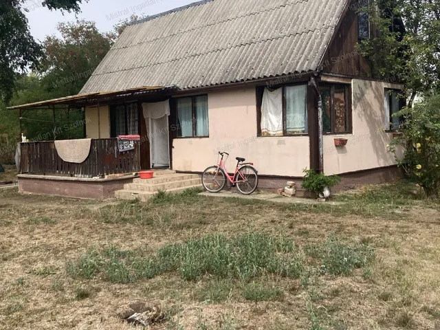 Eladó telek Vezseny 50 nm