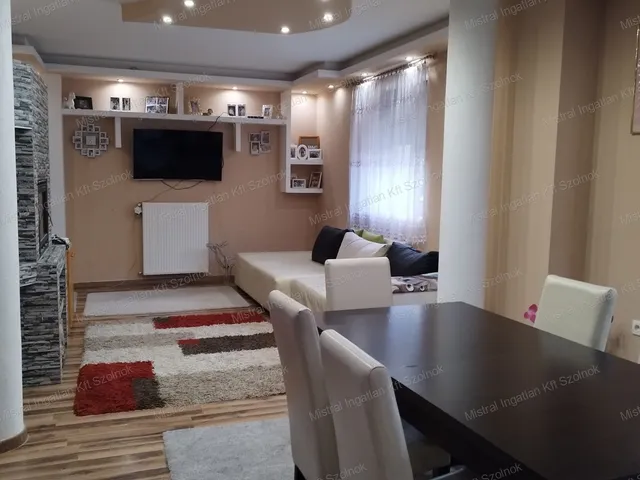 Eladó ház Szolnok, Belváros 90 nm