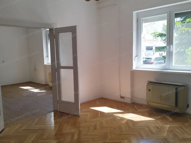 Eladó ház Szolnok, Belváros 57 nm