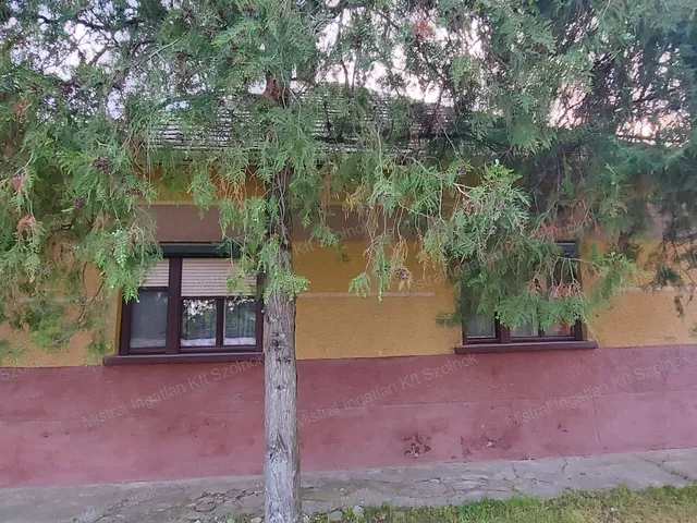 Eladó ház Törökszentmiklós 80 nm