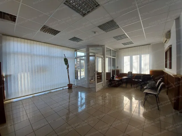 Eladó kereskedelmi és ipari ingatlan Tiszaszentimre 83 nm