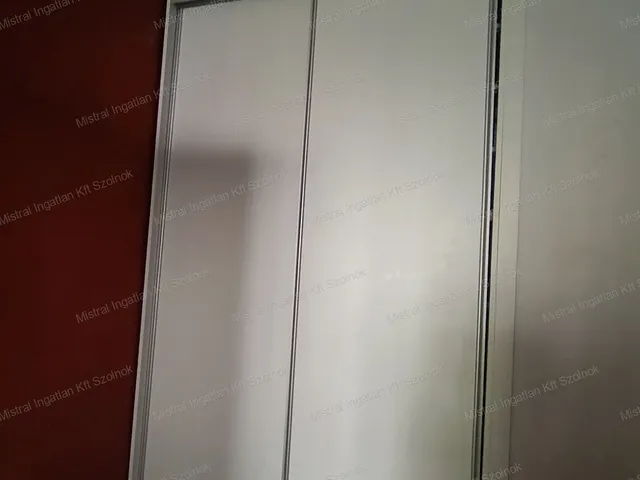 Eladó lakás Szolnok, Belváros 42 nm