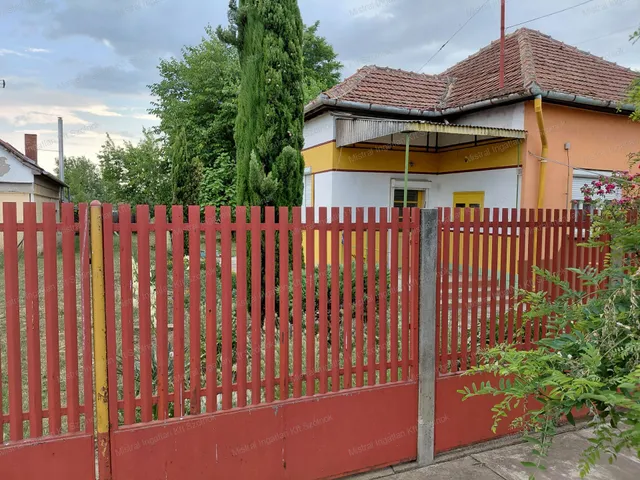 Eladó ház Törökszentmiklós 57 nm
