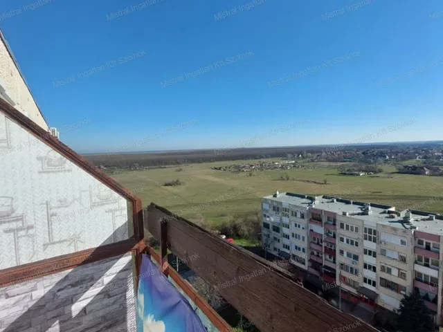 Eladó lakás Szolnok, Széchenyi-lakótelep 55 nm