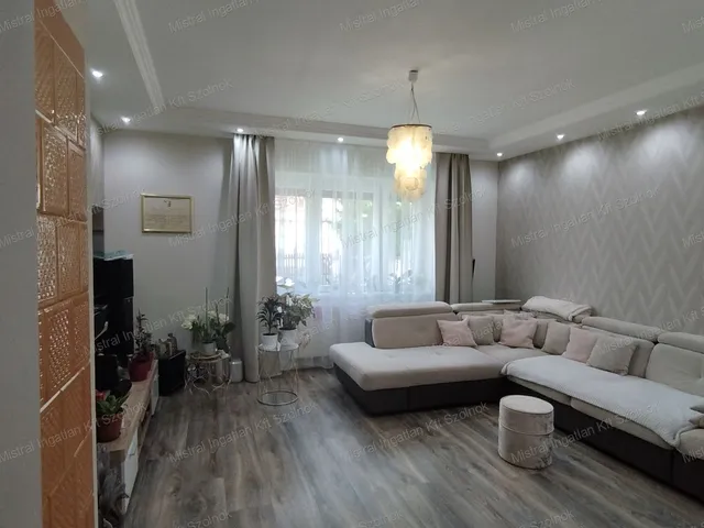Eladó ház Szolnok, Belváros 70 nm