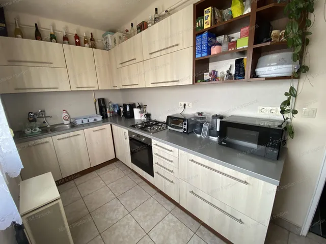 Eladó lakás Szolnok, Belváros 62 nm