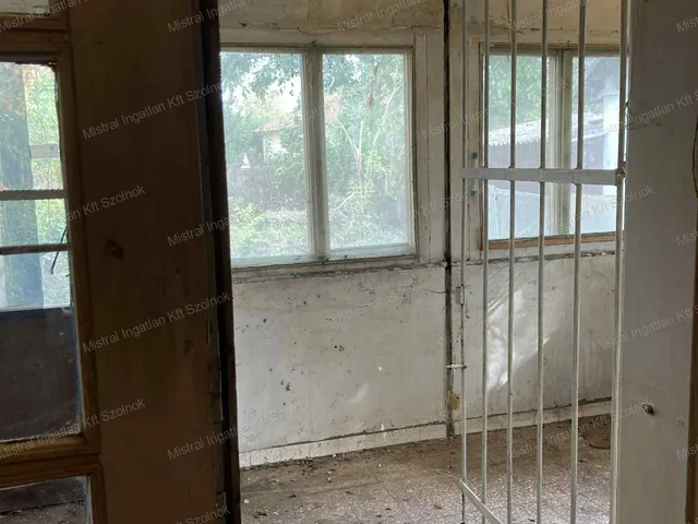 Eladó ház Szolnok, Szandaszőlős 85 nm