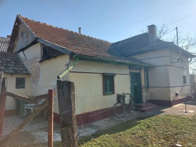 Eladó ház Tiszapüspöki 60 nm