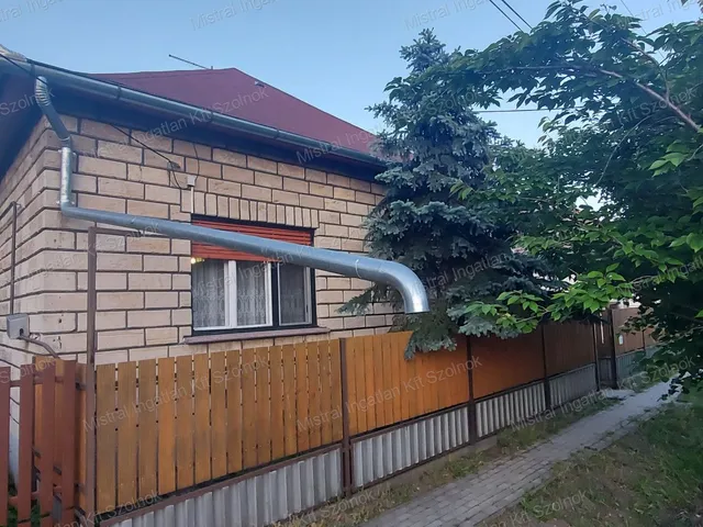 Eladó ház Törökszentmiklós 70 nm