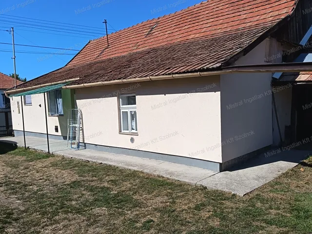 Eladó ház Zagyvarékas 78 nm