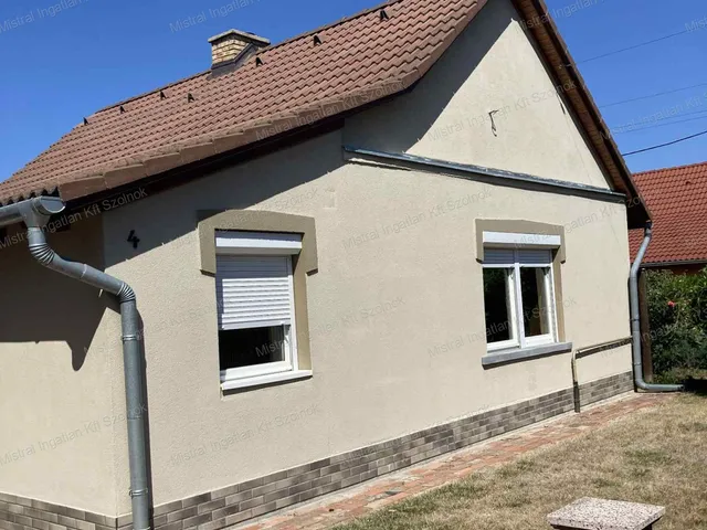 Eladó ház Szolnok, Szandaszőlős 54 nm