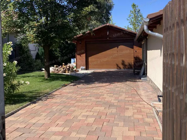 Eladó ház Szolnok, Szandaszőlős 54 nm