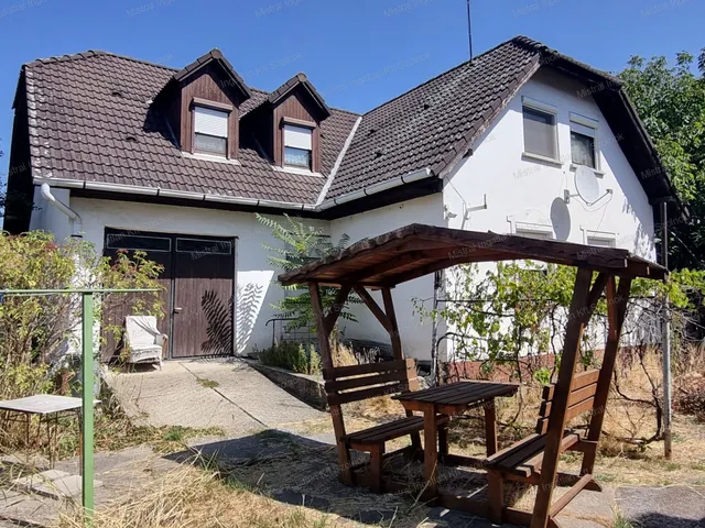 Eladó ház Zagyvarékas 180 nm