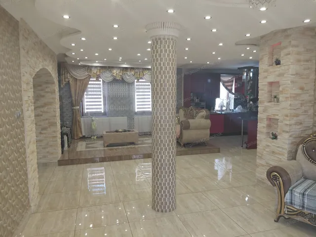 Eladó ház Törökszentmiklós 199 nm