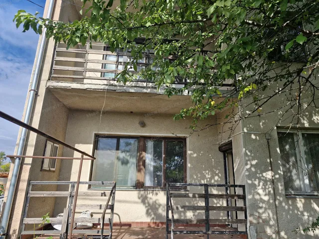 Eladó lakás Mezőtúr 111 nm