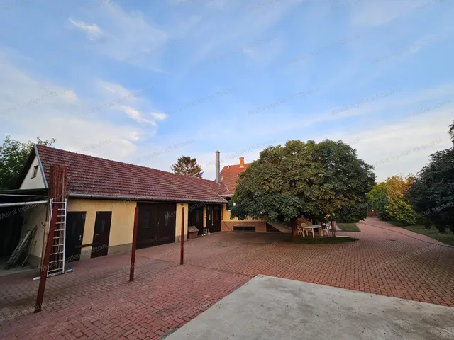 Eladó ház Szolnok, Szandaszőlős 113 nm