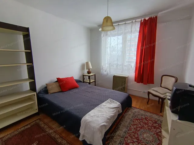 Eladó lakás Szolnok, Belváros 54 nm