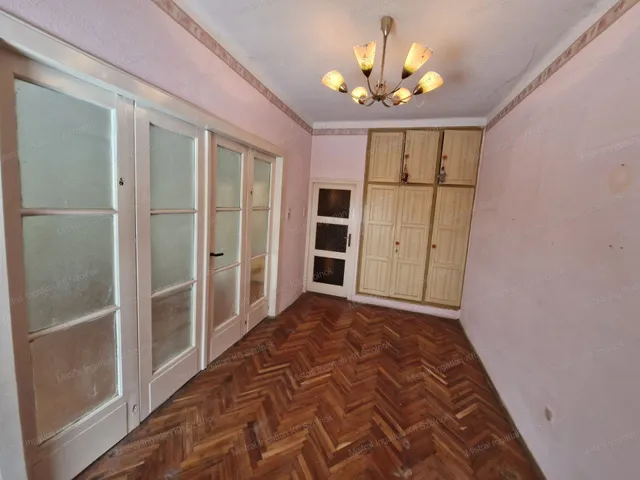 Eladó lakás Szolnok, Tallinn 58 nm