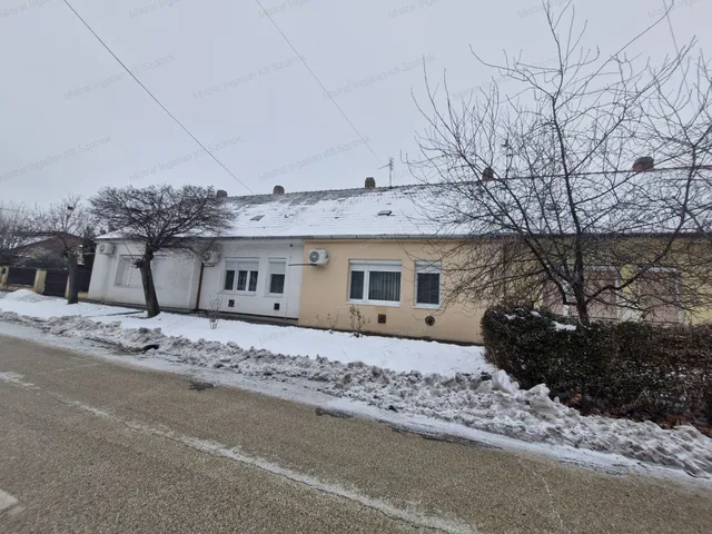 Eladó lakás Szolnok, Tallinn 58 nm