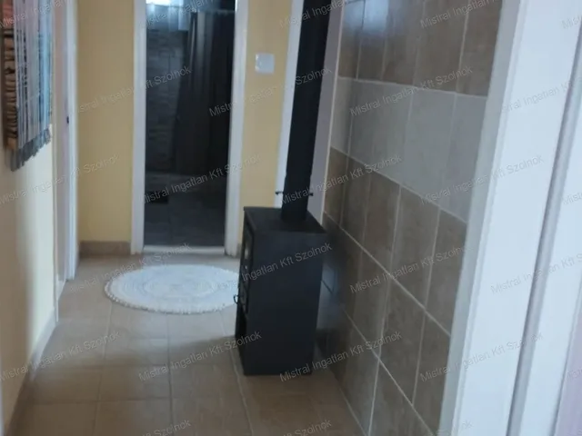 Eladó ház Tiszapüspöki 90 nm