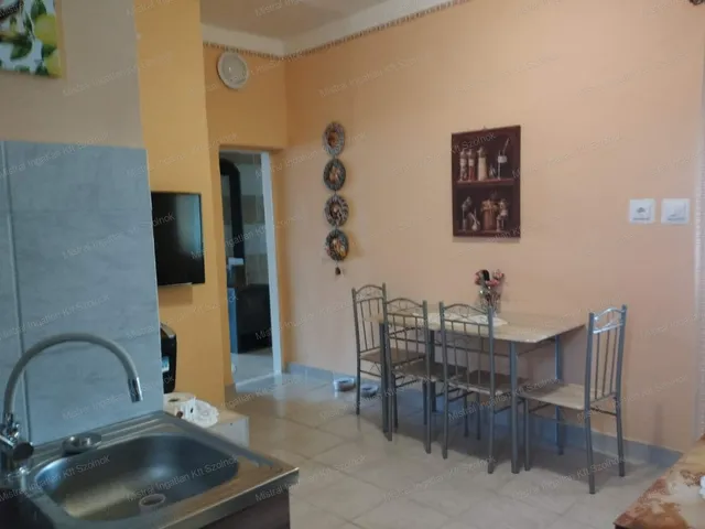 Eladó ház Tiszapüspöki 90 nm